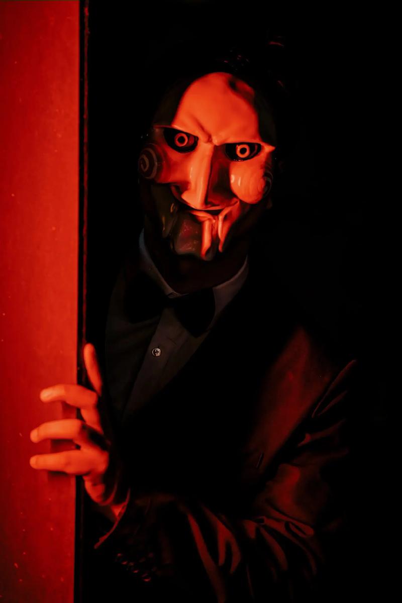 电锯惊魂游戏操作技巧详解：快速通关秘籍