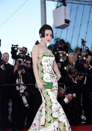 你知道范冰冰陶瓷装的灵感来源吗？一起来探秘！