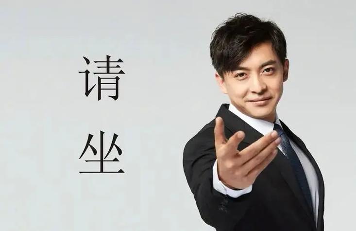 打工人张伟：绅士游戏里的精彩人生选择