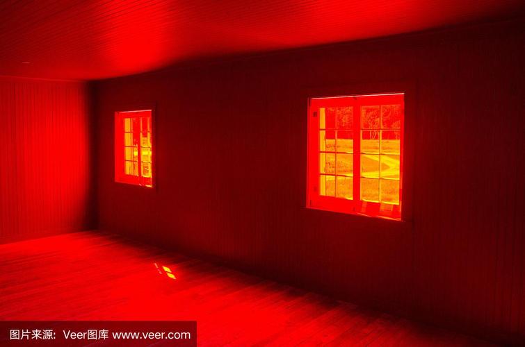 红色房间你弟弟喜欢的游戏?这游戏到底有多刺激?