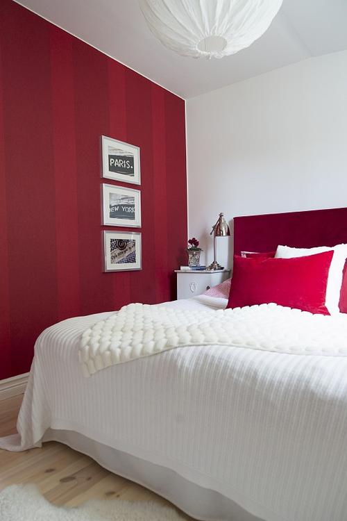 如何下载红色房间?揭秘恐怖游戏下载途径