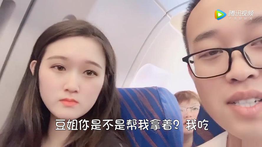 我的可爱表姐2游戏下载:和你弟弟一起玩吧!