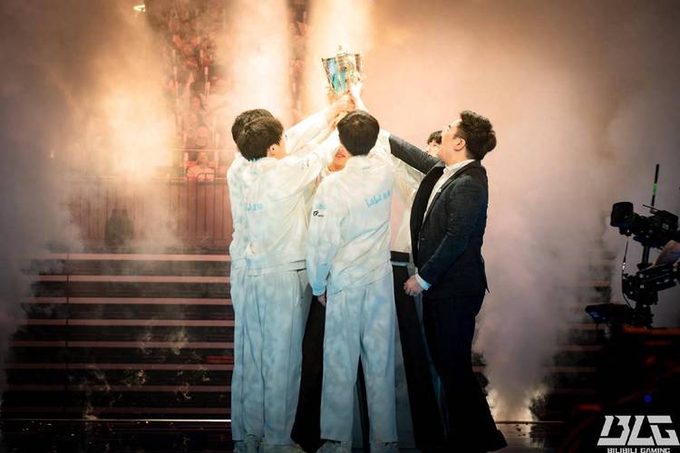 LPL全球总决赛夺冠热门:谁将问鼎世界冠军?