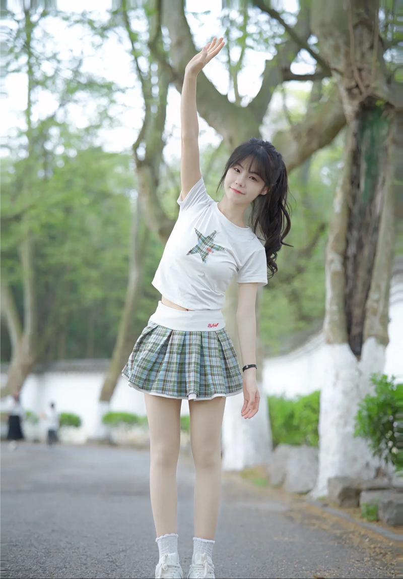 想下载邻家女孩0.2?这篇文章帮你搞定!