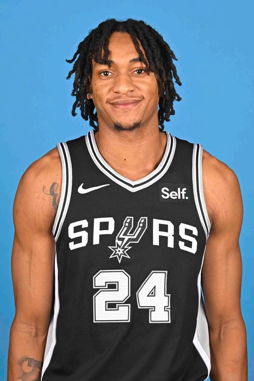 里尔击球手特朗德尔是谁?带你认识这位棒球明星!