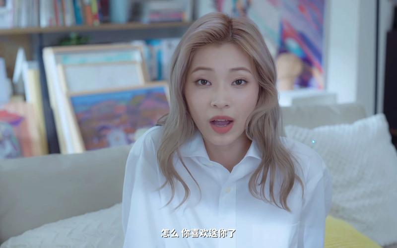 完蛋我被美女包围了官网：美女环绕，你的专属恋爱故事！