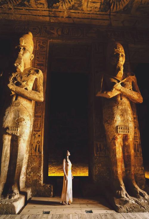 神庙故事：探访那些充满传奇色彩的神庙