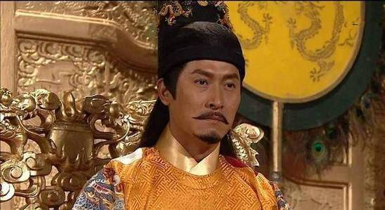 玩转极品万岁爷：权臣当道？朕来平定天下