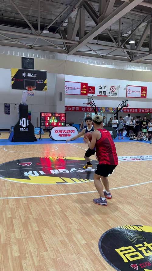 街头篮球大前锋：身高180还是190更强？实战经验告诉你