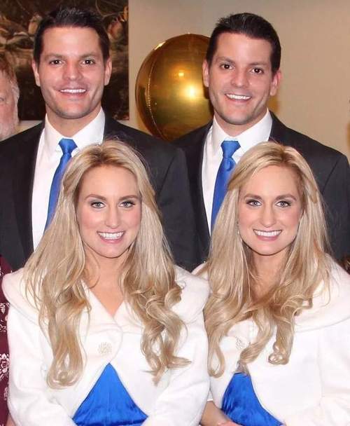 GW2游戏玩家奇葩行为：连体人横行闹市引热议