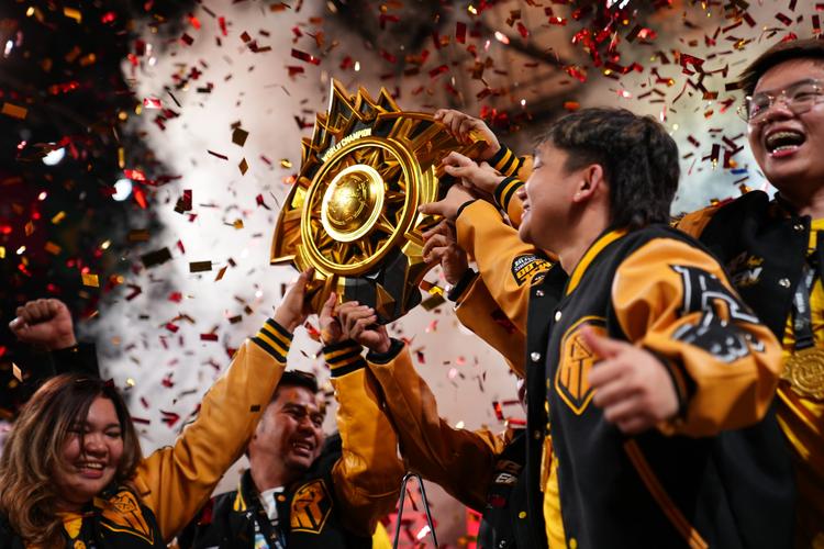 重温经典!CFPLS6总决赛,那些令人难忘的瞬间