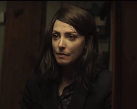 劳拉的噩梦：童年阴影，揭秘恐怖真相！