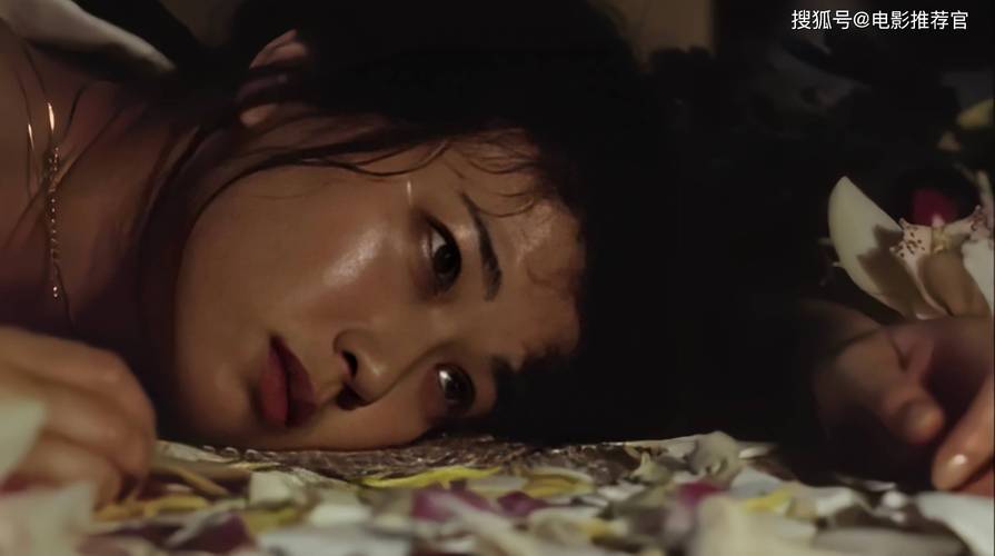 圣塔县的生活最新动态:揭秘隐藏的黑暗与秘密