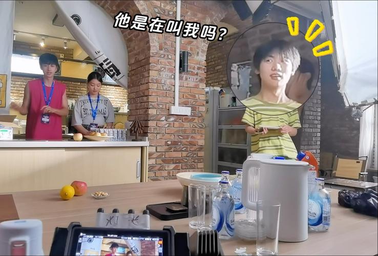 你弟弟迷上的游戏花絮:到底是什么游戏这么吸引人?