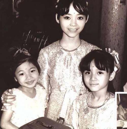 最新母三人官方网站地址：高清资源及游戏补丁