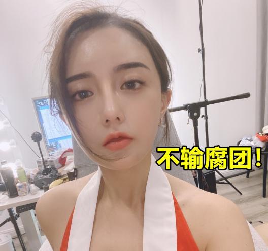 古阿扎游戏合集：收集她的精彩瞬间！