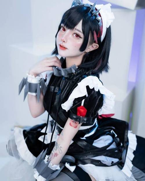 疯猫cos图集大放送：各种版本，总有一款适合你！