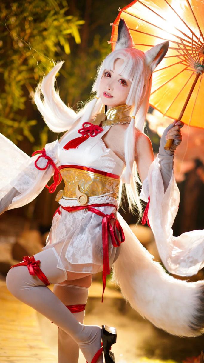 coser花絮官网大放送：高清美图，精彩瞬间，不容错过！