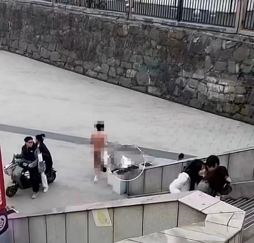 最新裸体学院裸体学校安卓下载,体验极致游戏乐趣