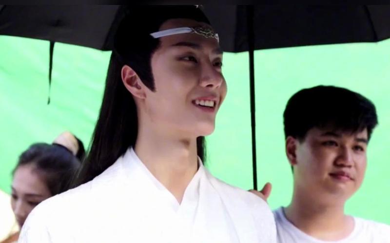 你弟弟迷上的游戏花絮:到底是什么游戏这么吸引人?