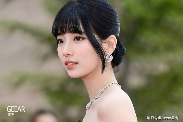 2023最新偶像女友绅士游戏下载及玩法详解