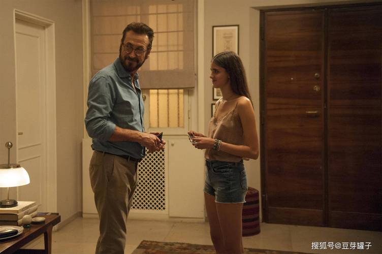 欲望之梦游戏详解:带你深入体验虚拟世界的诱惑