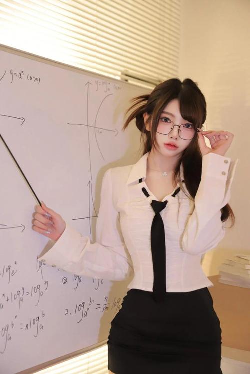 教妻子Cosplay：下载资源及详细指导全攻略