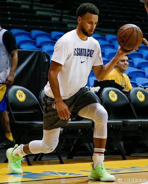 想玩斯拉特福德游戏？这里提供斯拉特福德游戏下载链接！