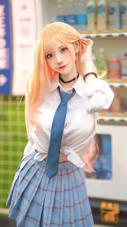 教妻子Cosplay：下载资源及详细指导全攻略