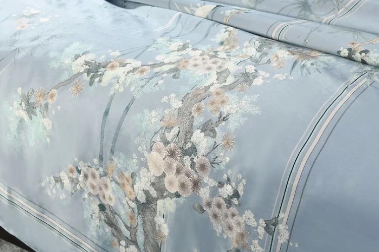 我为丝狂官网:高品质丝绸产品,在线选购,安全便捷,值得信赖!