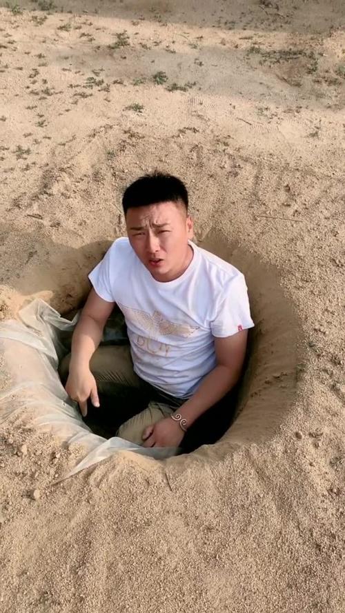 被傻小子绿了安卓版：爆笑剧情等你体验！