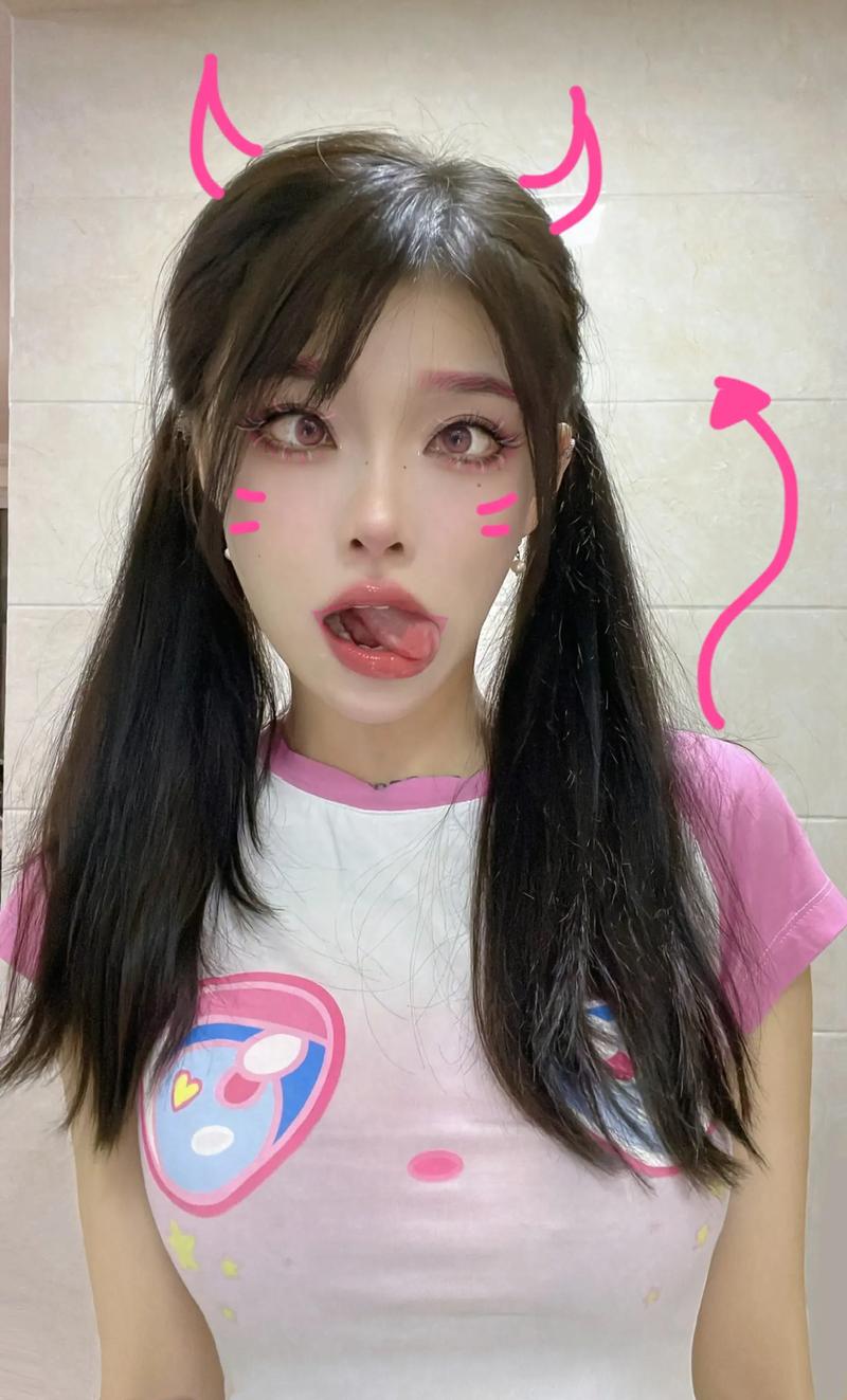 看看阿黑颜最新的精彩瞬间:各种风格的美女等你!