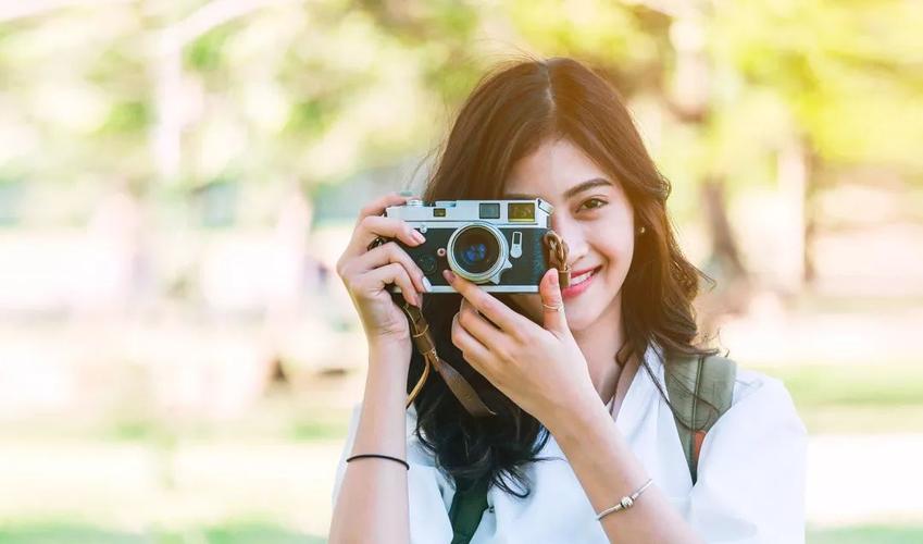 职场女友带回家最新下载地址：甜蜜恋爱等你开启