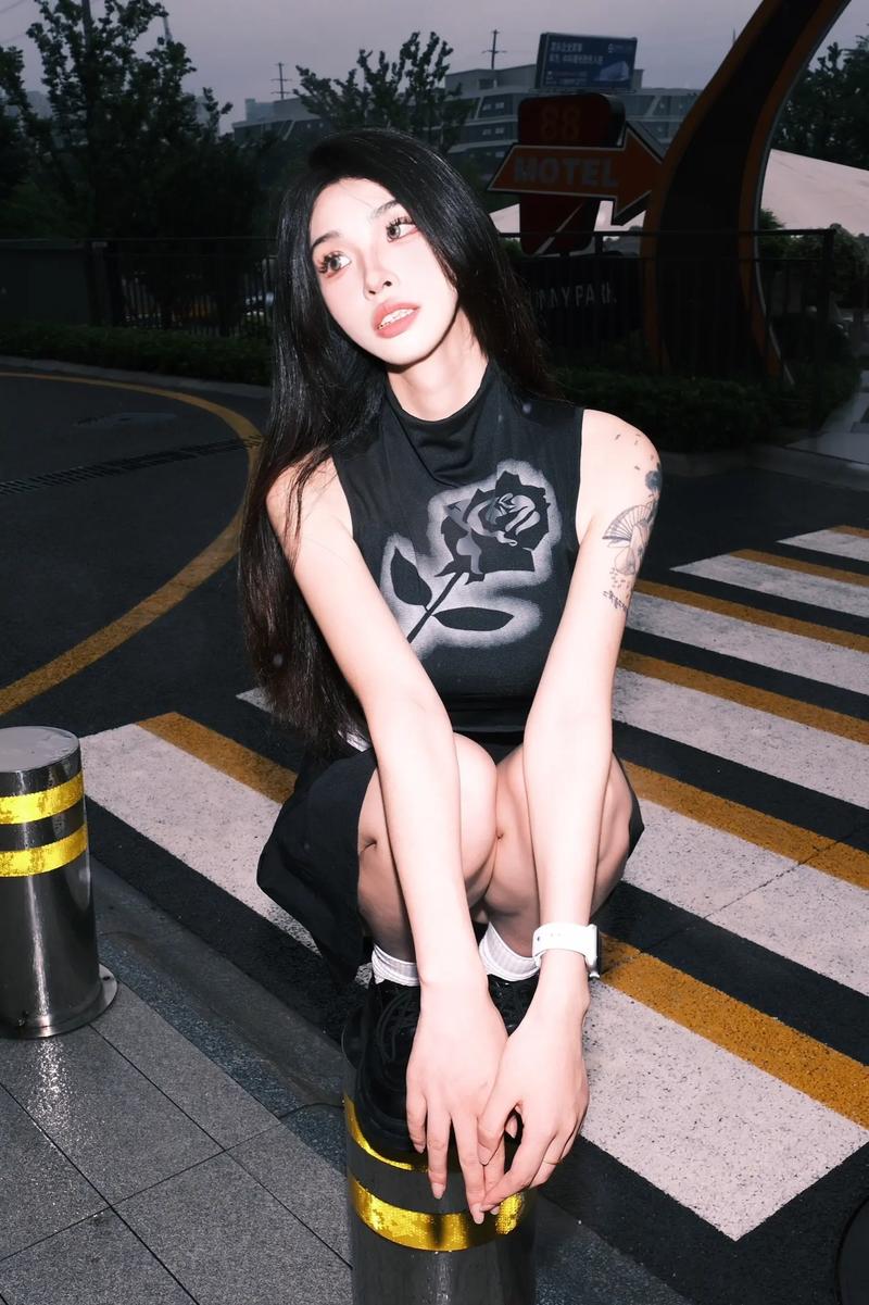 想玩街区淑女掌控者?安卓汉化版等你体验