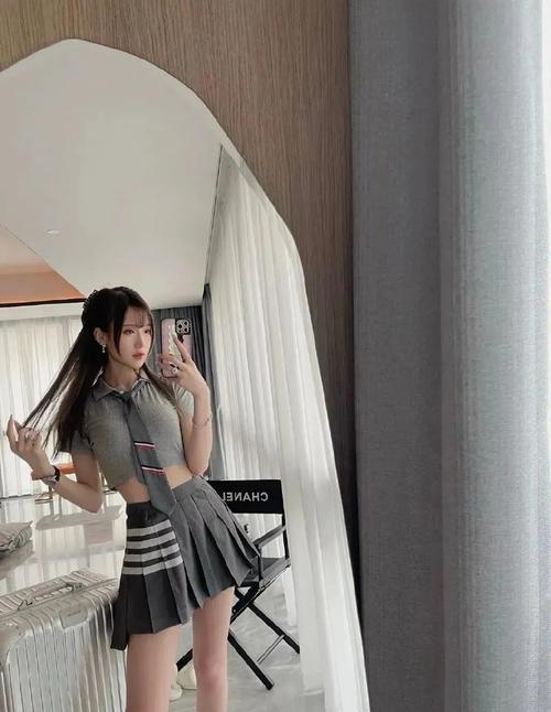 教妻子Cosplay：下载资源及详细指导全攻略