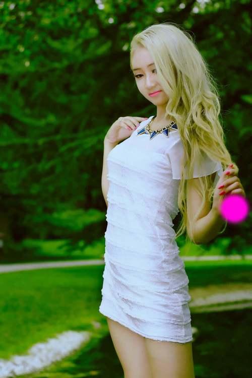 安卓手机如何下载都市媚影？新手玩家必看攻略