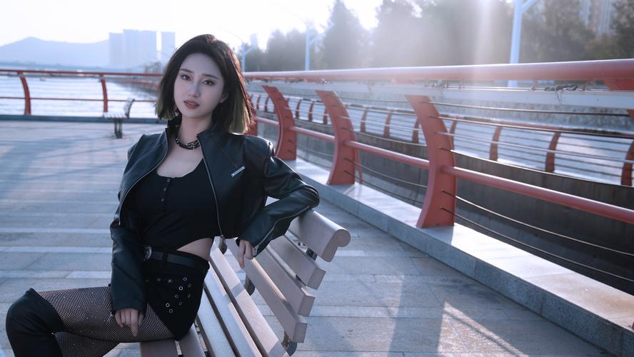 超级星探下载地址:免安装绿色版,轻松畅玩!