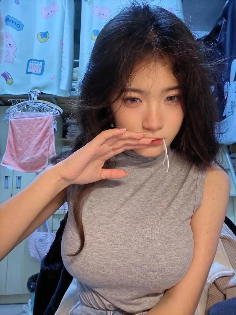 寻找反差美女最新版本：你绝对没看过的类型