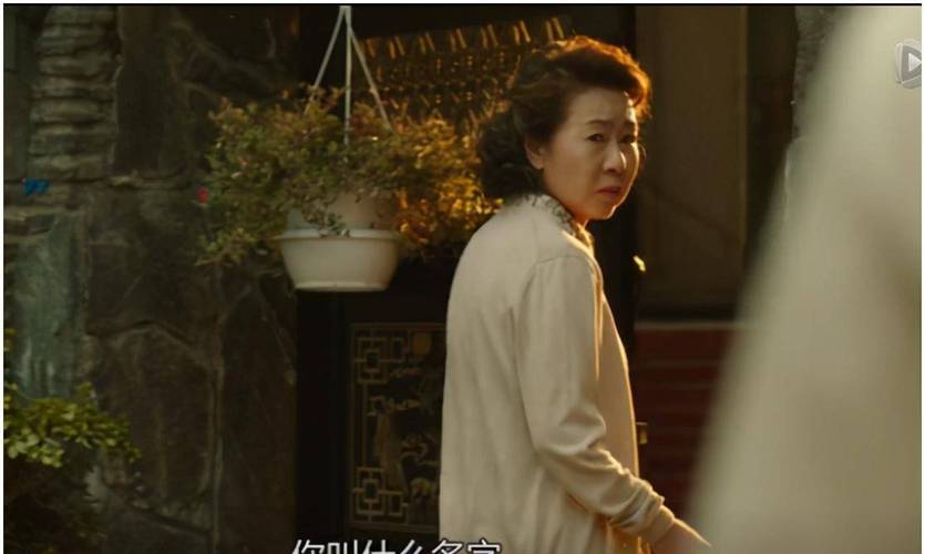 想看爆汝太太夏日生活？这里有各个版本，任你挑选