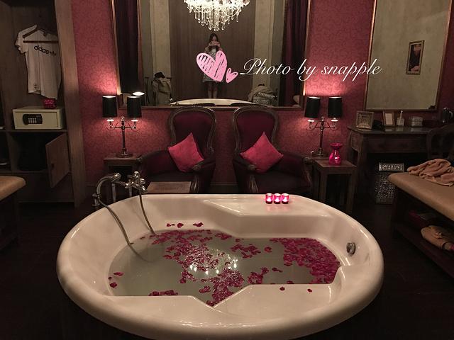 水疗中心汉化版最新更新：有哪些新内容？