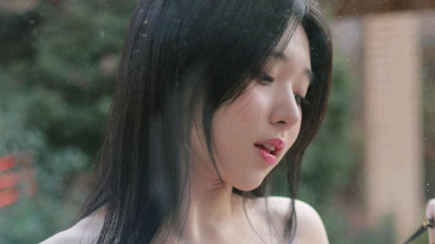 韩国YeonWoo最新动态:比基尼写真惊艳众人!