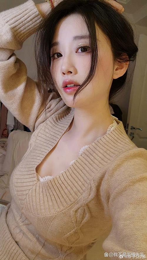 轩子巨二兔官方网站怎么找？虎牙平台快速登录方法！