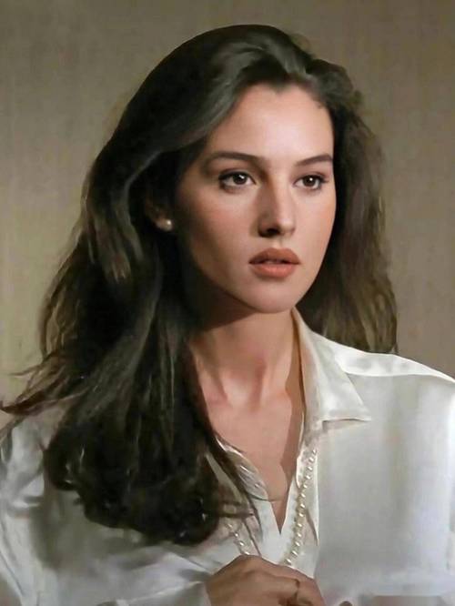 想看时尚女王莫妮卡第一季完结安卓版？安卓下载方法这里有！